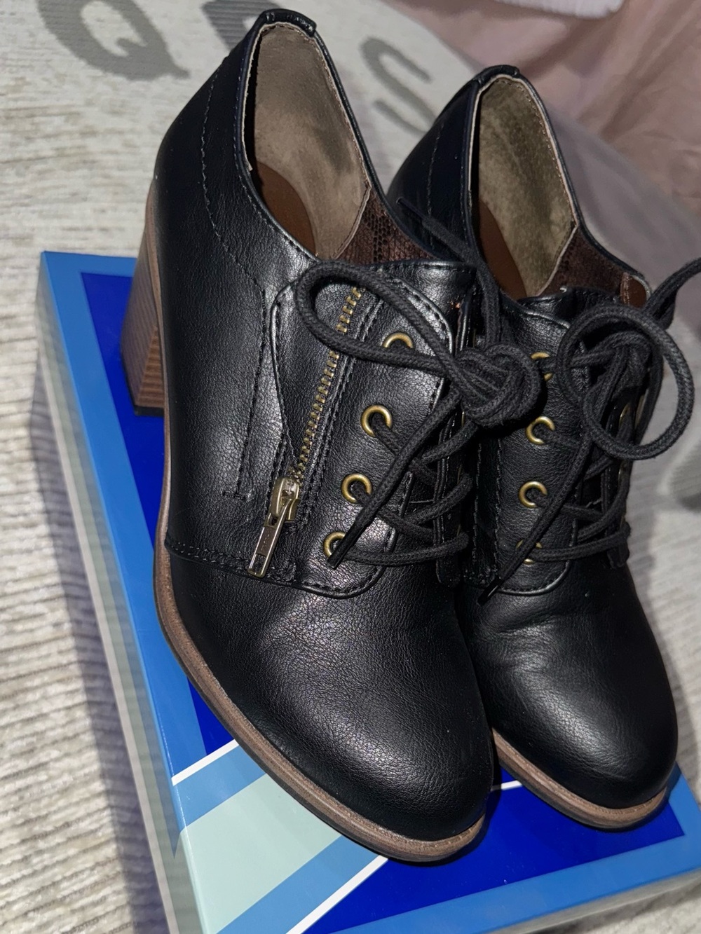 White Mountain Black Lace-Up Block Heel Ankle Boots
